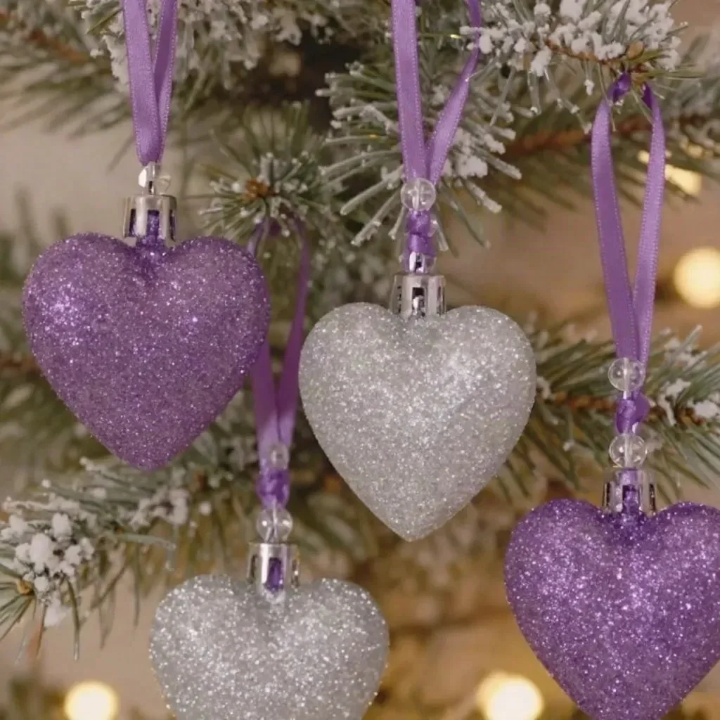 DIY sparkly heart ornaments for Christmas decoration